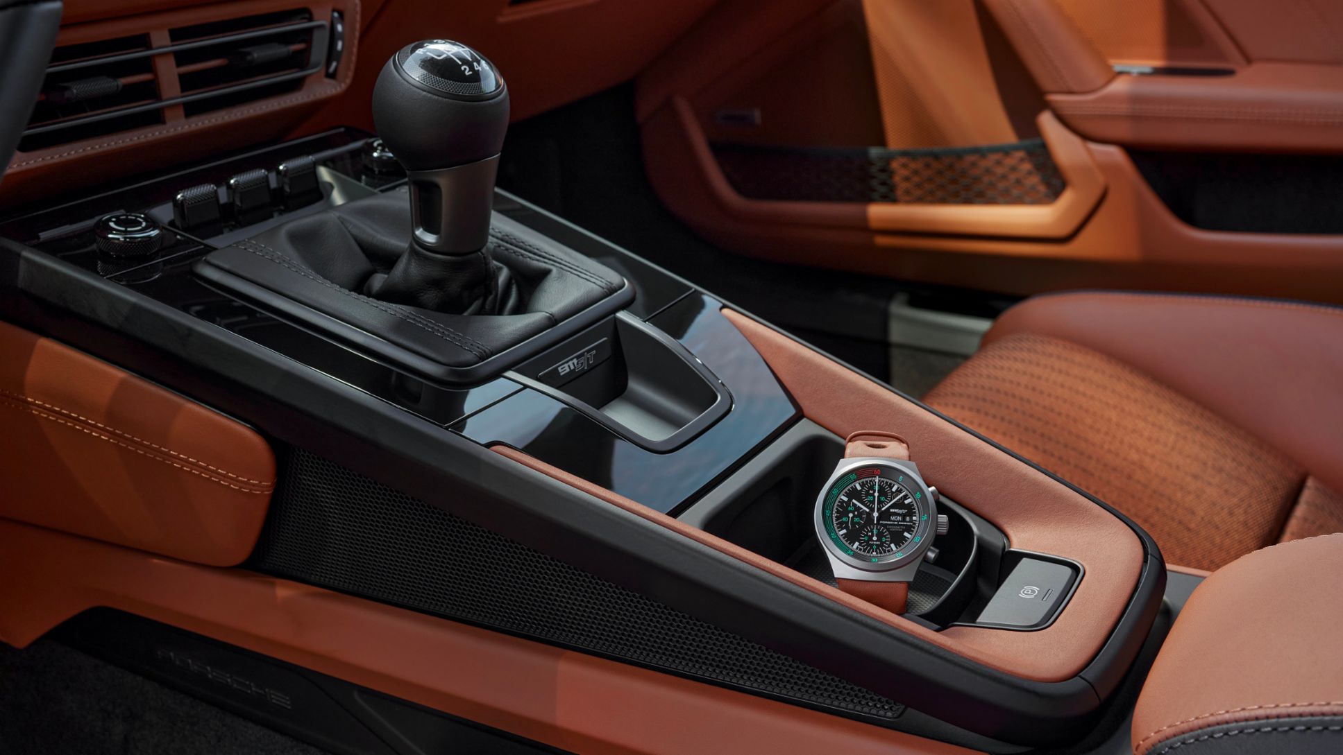 Porsche 911 S/T with Heritage Design Package, Chronograph 1 - 911 S/T, 2023, Porsche AG
