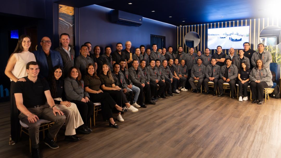Grupo Los Tres recibe el reconocimiento PACE de Porsche por excelencia en servicio de postventa en Guatemala