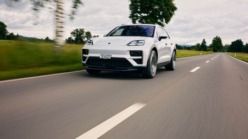 Macan Turbo, 2025, Porsche Schweiz AG