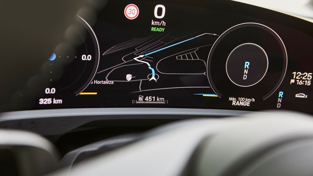 Porsche Taycan Turbo Cross Turismo, ruta Madrid - Valencia / Alicante - Madrid, 2021, Porsche Ibérica