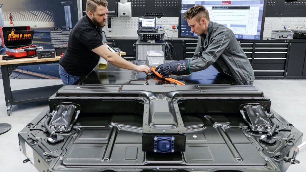 Taycan, batería, 2022, Porsche AG