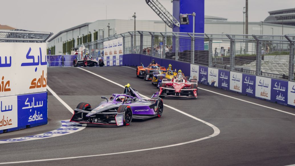 António Félix da Costa, Porsche 99X Electric (nº 13), 2ª carrera del E-Prix de Tokio, 2025, Porsche AG
