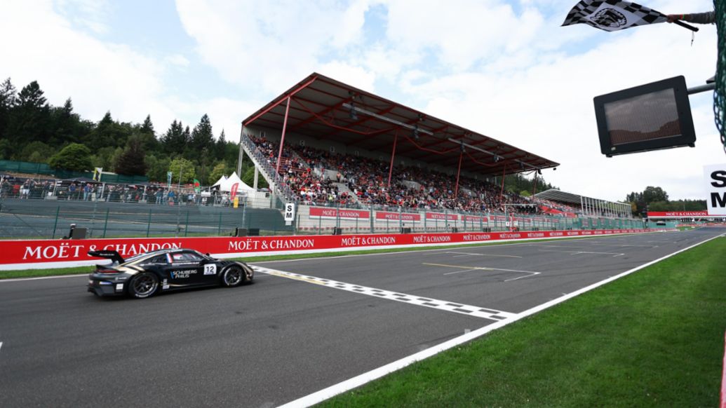 Flynt Schuring (PB), Schumacher CLRT (n&ordm; 12), Porsche 911 Cup, Porsche Mobil 1 Supercup, B&eacute;lgica, 2026, Porsche AG