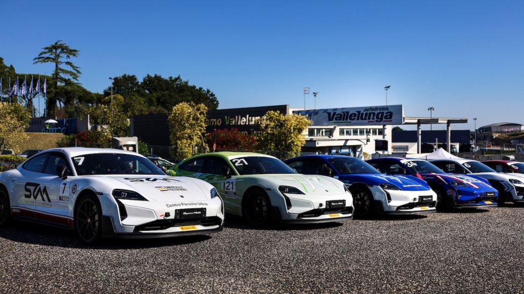 La Porsche Taycan Rush a Vallelunga