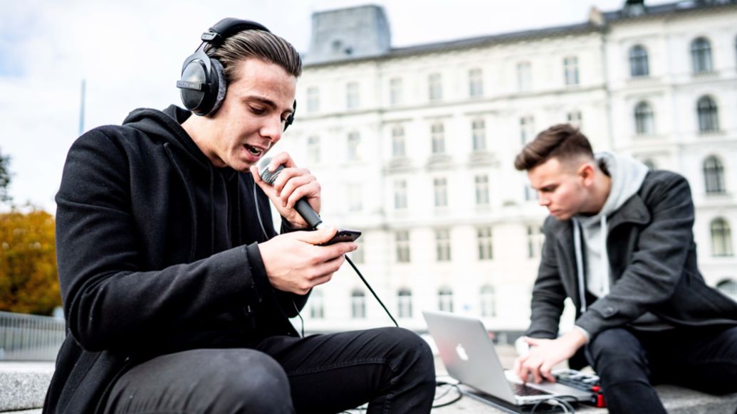 Mads Halling Gebuhr, Mathias Halling Gebuhr, l-r, Roadtrip Back2Tape, Kopenhagen, 2020, Porsche AG