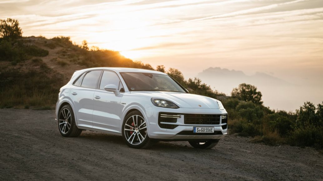 Cayenne Turbo E-Hybrid, 2024, Porsche AG