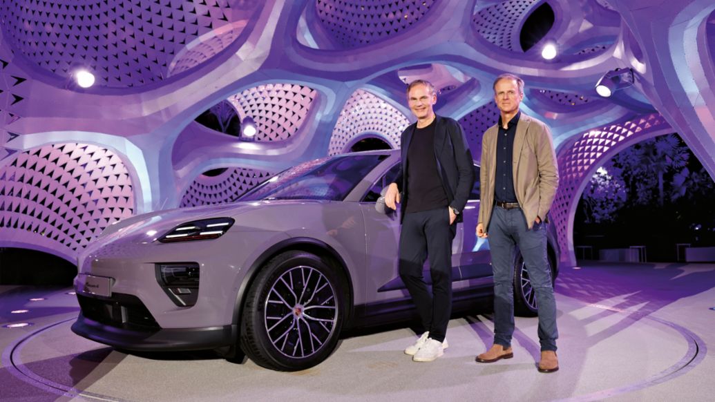 Oliver Blume, Chairman of the Executive Board, Michael Mauer, Vice President Style Porsche, Singapore, 2024, Porsche AG