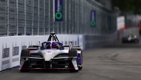 Wehrlein still on title charge for Porsche