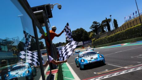 Porsche Carrera Cup Italia, Van Soelen torna al successo in gara 2 a Vallelunga