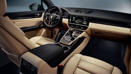 Porsche Advanced Cockpit and new PCM 