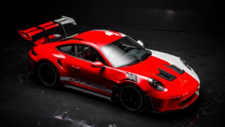 Porsche 911 GT3 RS du Porsche Experience Centre Toronto enchères au profit caritative par l'intermédiaire