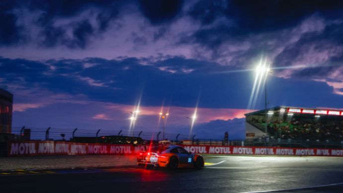 Porsche 911 RSR, GR Racing (#86), Ben Barker (UK), Riccardo Pera (I), Michael Wainwright (UK), Le Mans 24 Hours, Race, 2023, Porsche AG