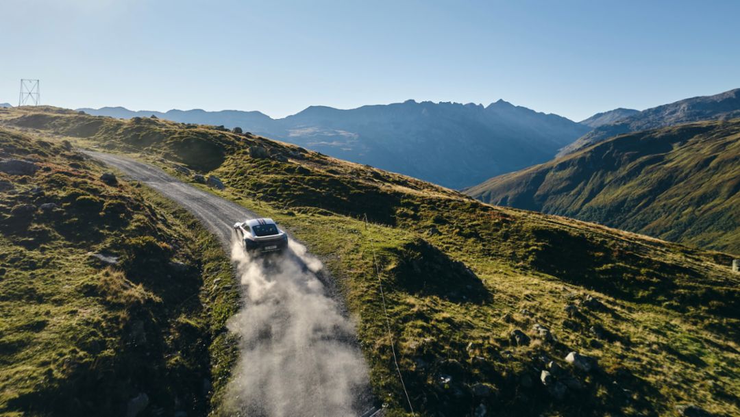 Swiss Roads: Über Stock und Stein