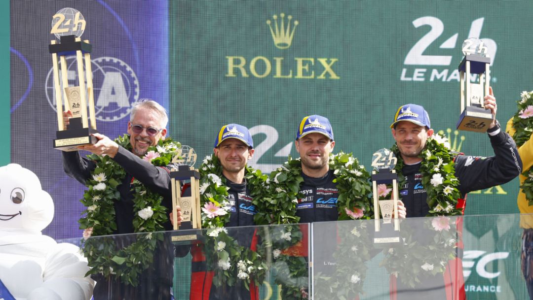 Porsche, a 14 segundos de la victoria