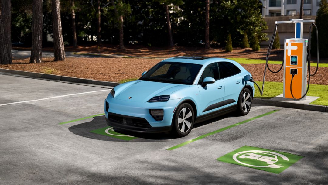Committed to choice: Porsche Cars North America successfully adds ChargePoint and its roaming partners into Porsche Charging Service 