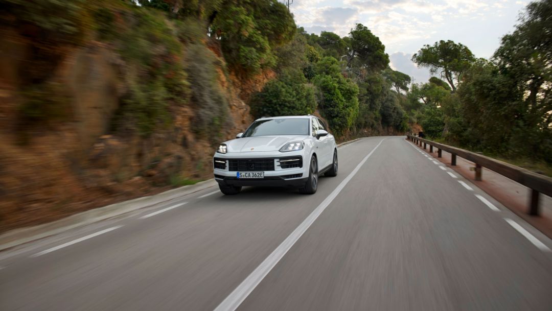 Porsche v prvním čtvrtletí dodalo 77 640 vozů