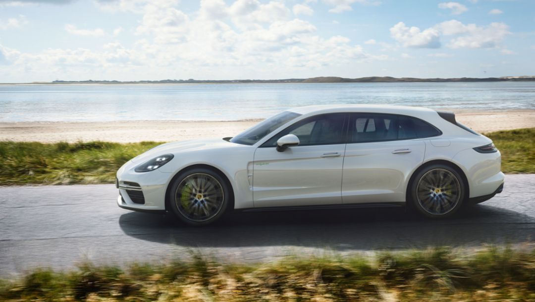 Panamera Turbo S E-Hybrid Sport Turismo, 2017, Porsche AG