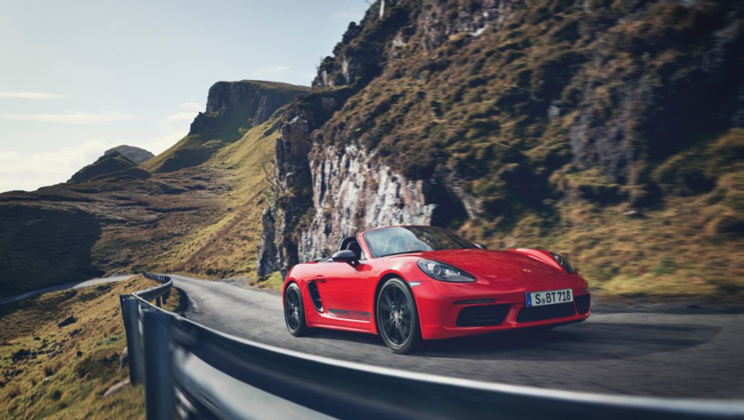 Nové Porsche 718 T – redukováno na maximální potěšení z jízdy