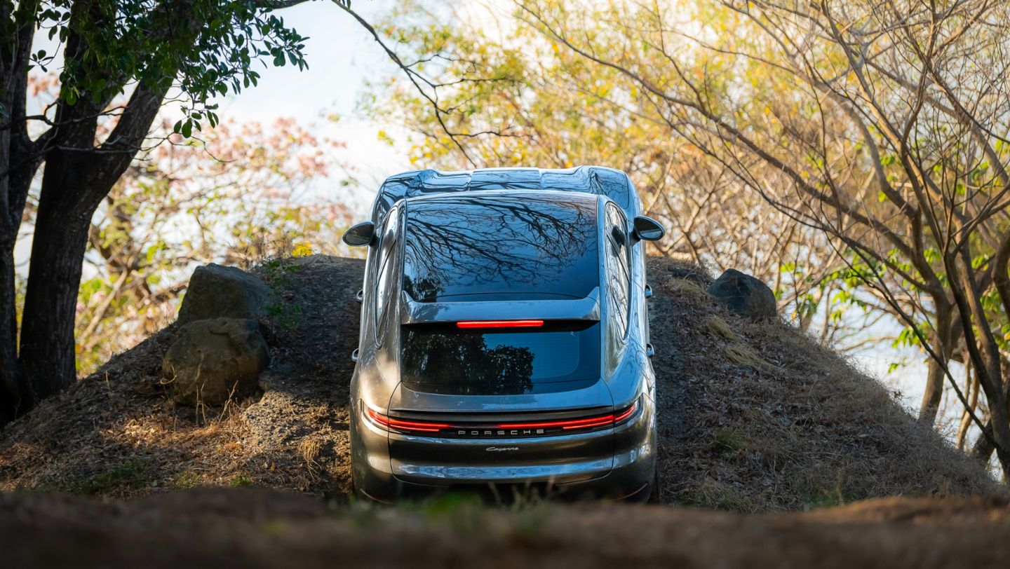 Garden Fest 2026: Porsche Costa Rica eleva la experiencia con una pista off-road exclusiva para el Cayenne