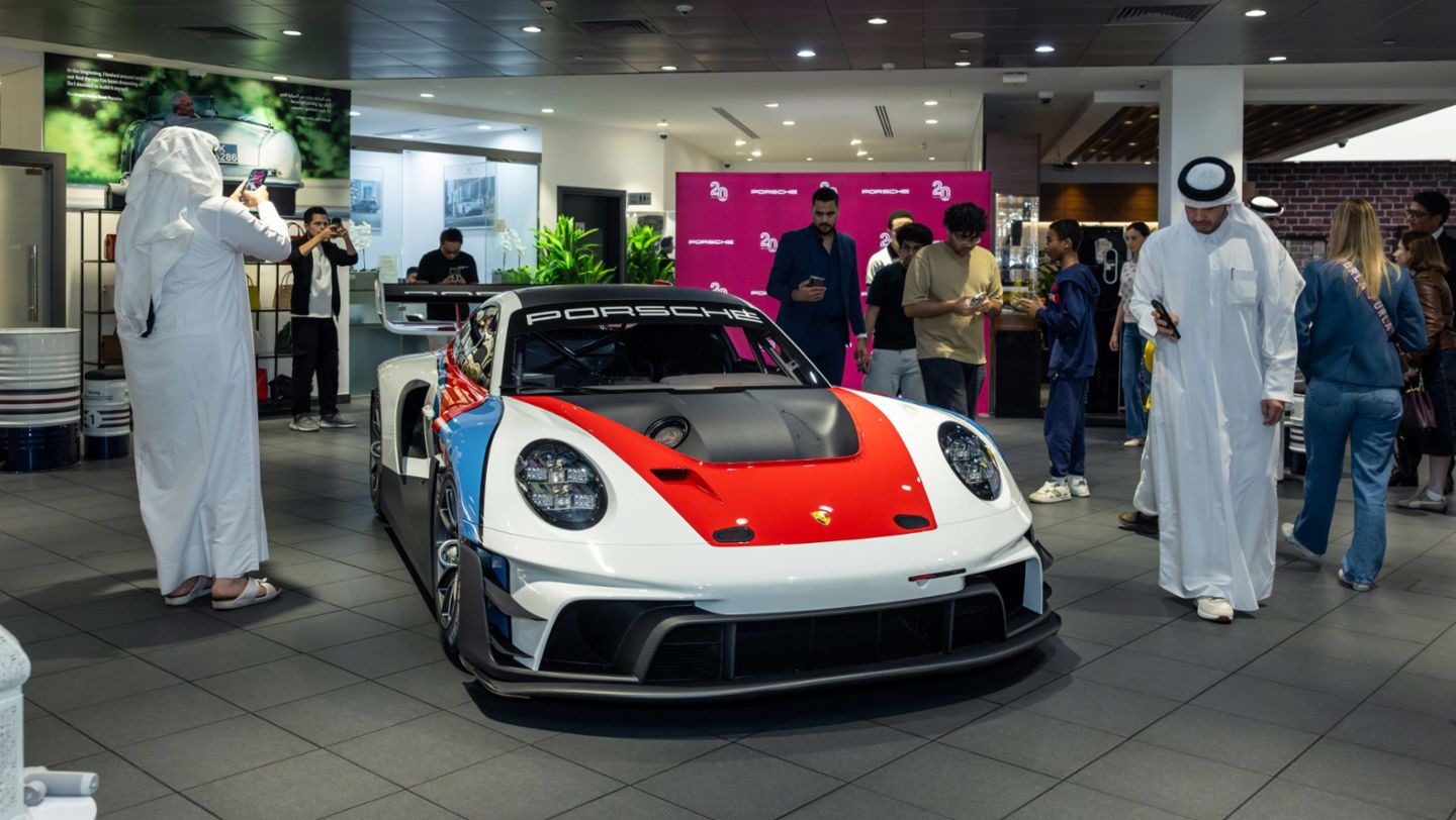 911 GT3 RS Rennsport, Porsche Centre Doha, Qatar, 2026, Porsche Middle East