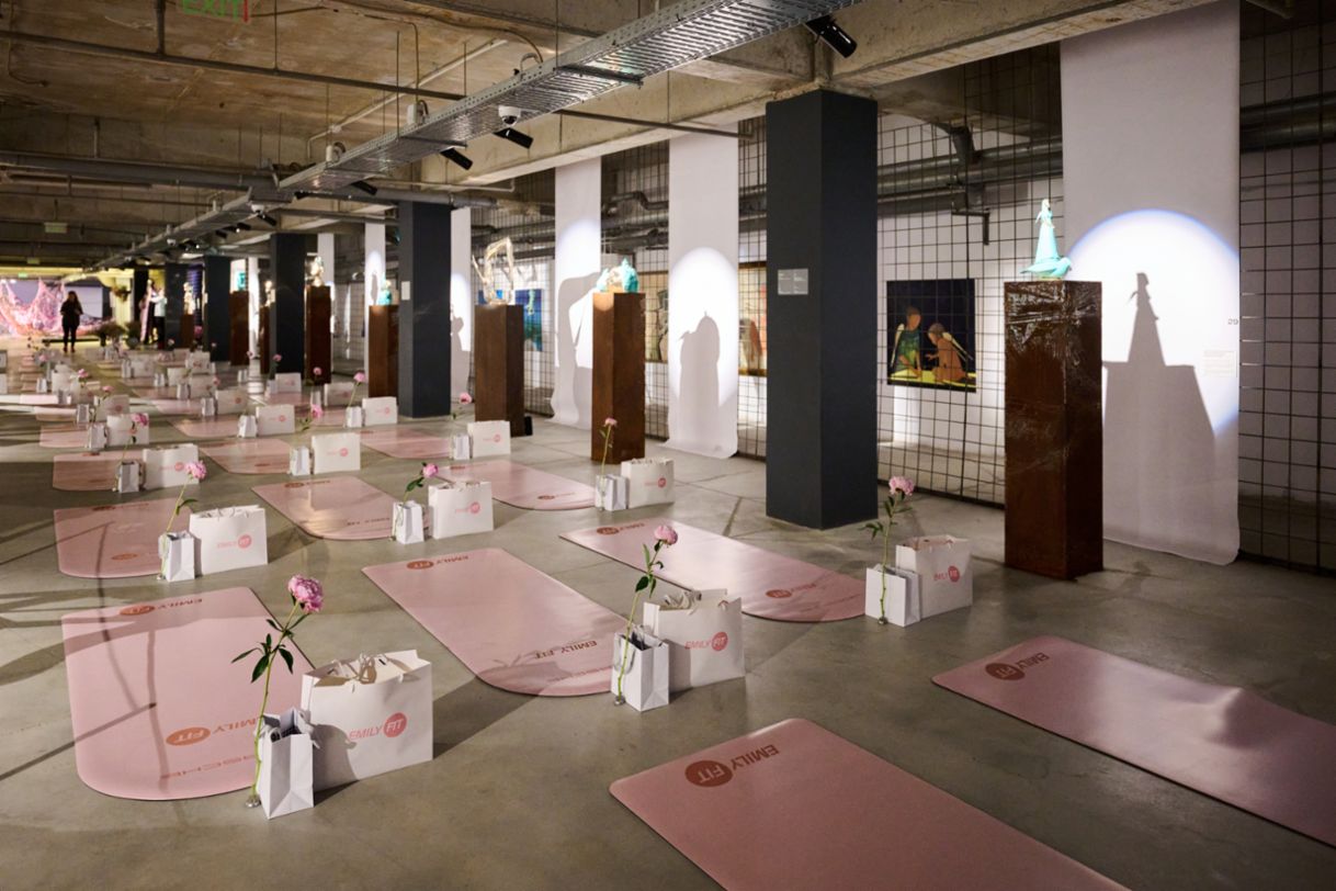 O sesiune de Yoga printre opere de artă, comunicat de presă, 26/06/2026, Porsche AG
