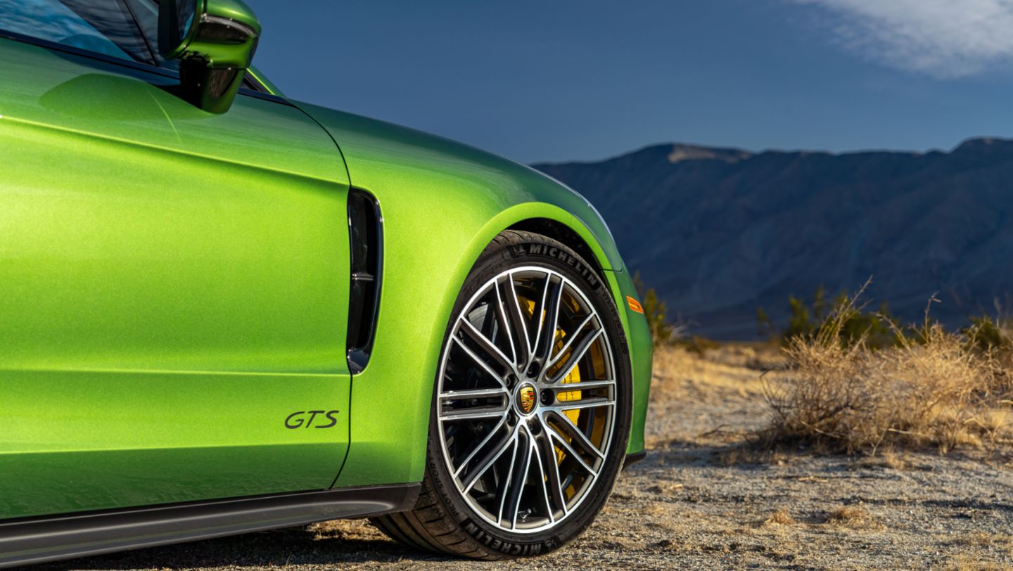 Panamera GTS, Mamba Green, 2021, PCNA