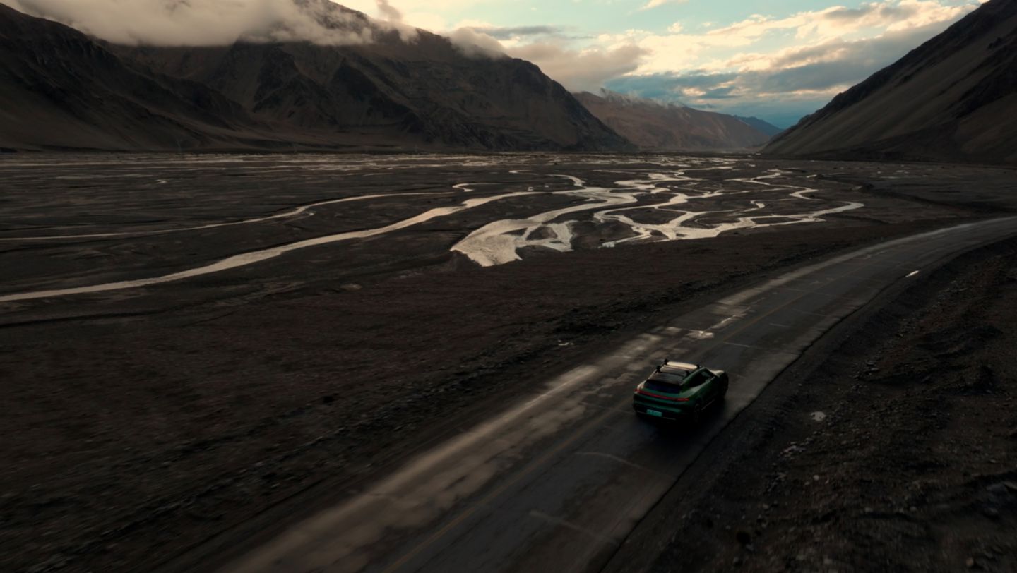 Taycan 4 Cross Turismo, Altitude Challenge, China, 2023, Porsche AG