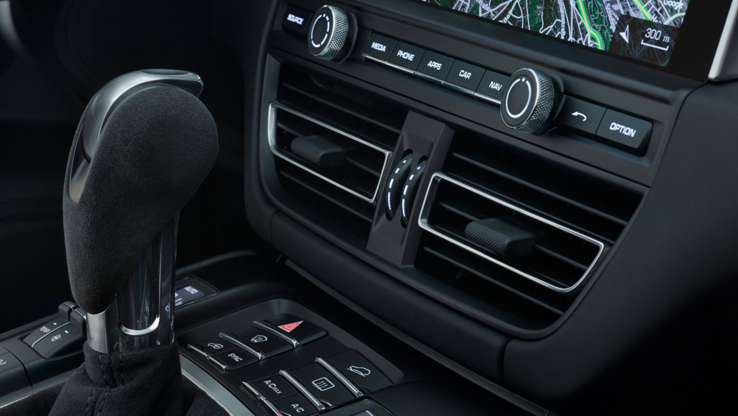 Macan, 2018, Porsche AG