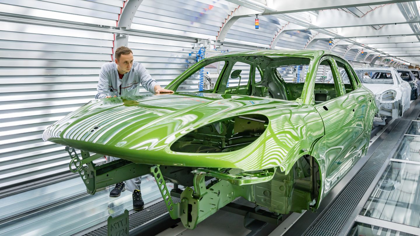 Macan, Finish-Tunnel Lackiererei, Leipzig, 2019, Porsche Leipzig GmbH